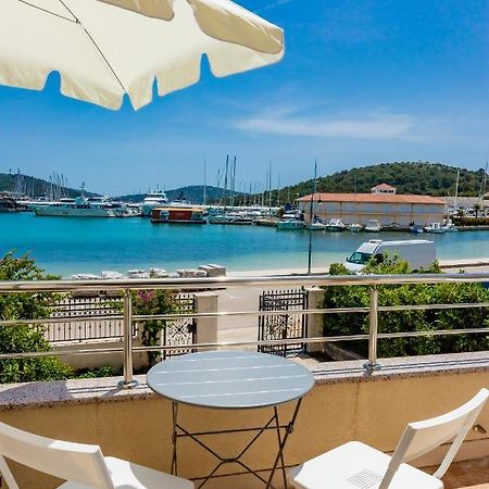 Apartments Mikulic โรกอซนิซา ภายนอก รูปภาพ