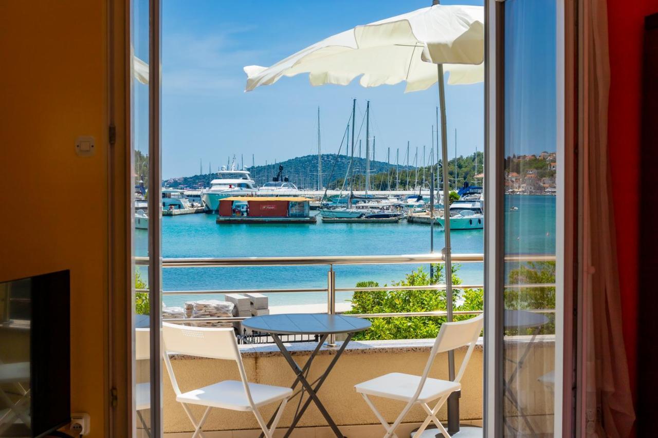 Apartments Mikulic โรกอซนิซา ภายนอก รูปภาพ
