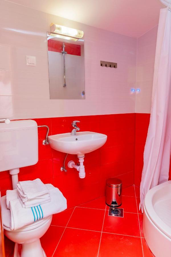 Apartments Mikulic โรกอซนิซา ภายนอก รูปภาพ