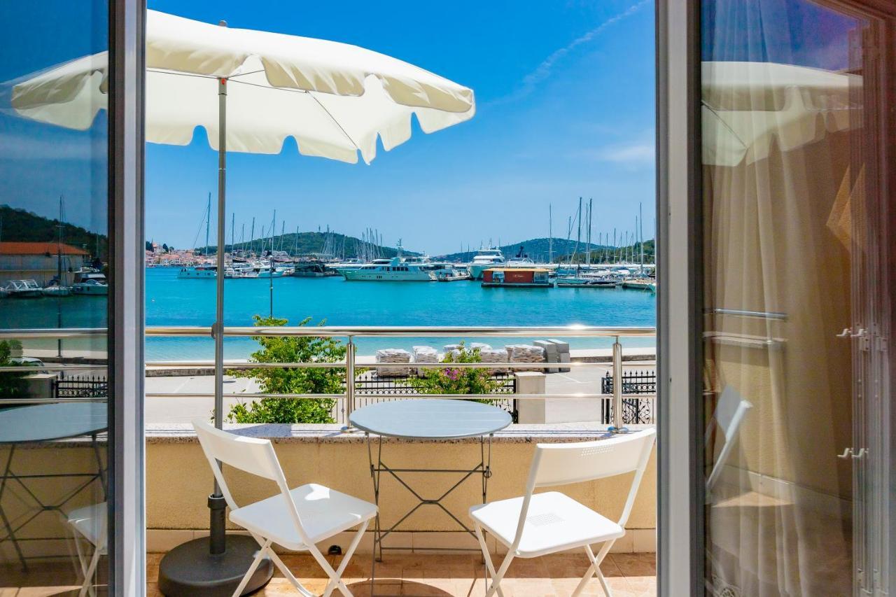 Apartments Mikulic โรกอซนิซา ภายนอก รูปภาพ